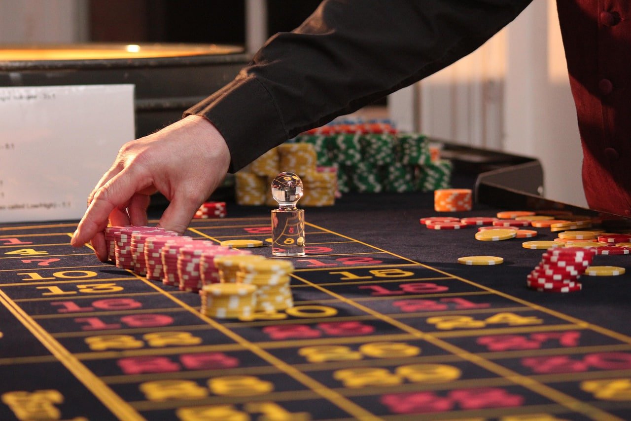 Mobile view of phdream22 slot games section on a smartphone